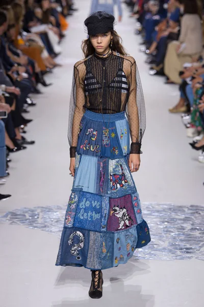 Look 51